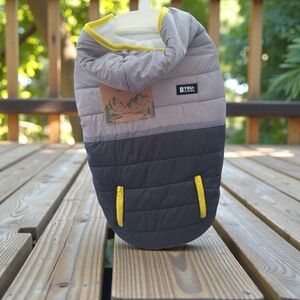 NWT TRU-CANINE dog puffer vest (or jacket) Large Yellow And Gray